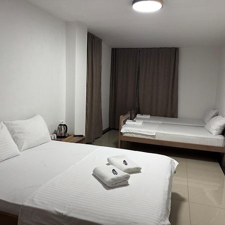 Hotel Majestic Struga Buitenkant foto