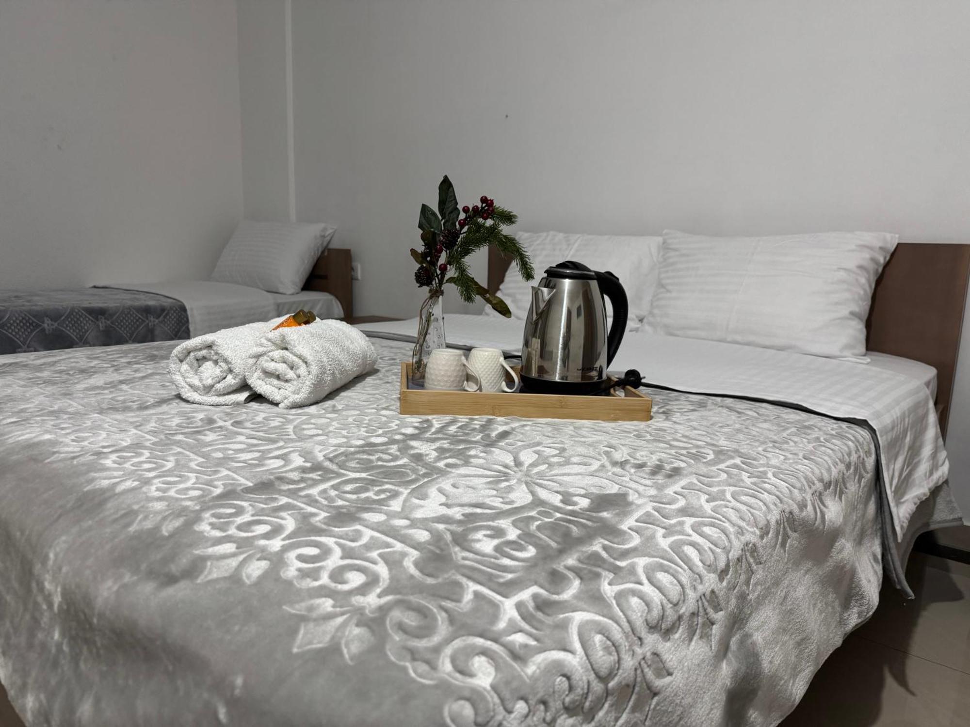 Hotel Majestic Struga Buitenkant foto