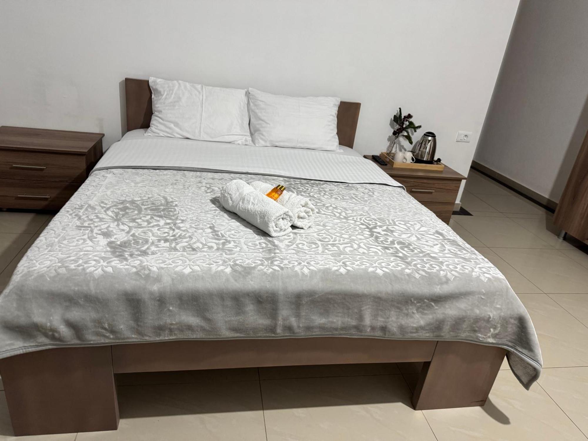 Hotel Majestic Struga Buitenkant foto