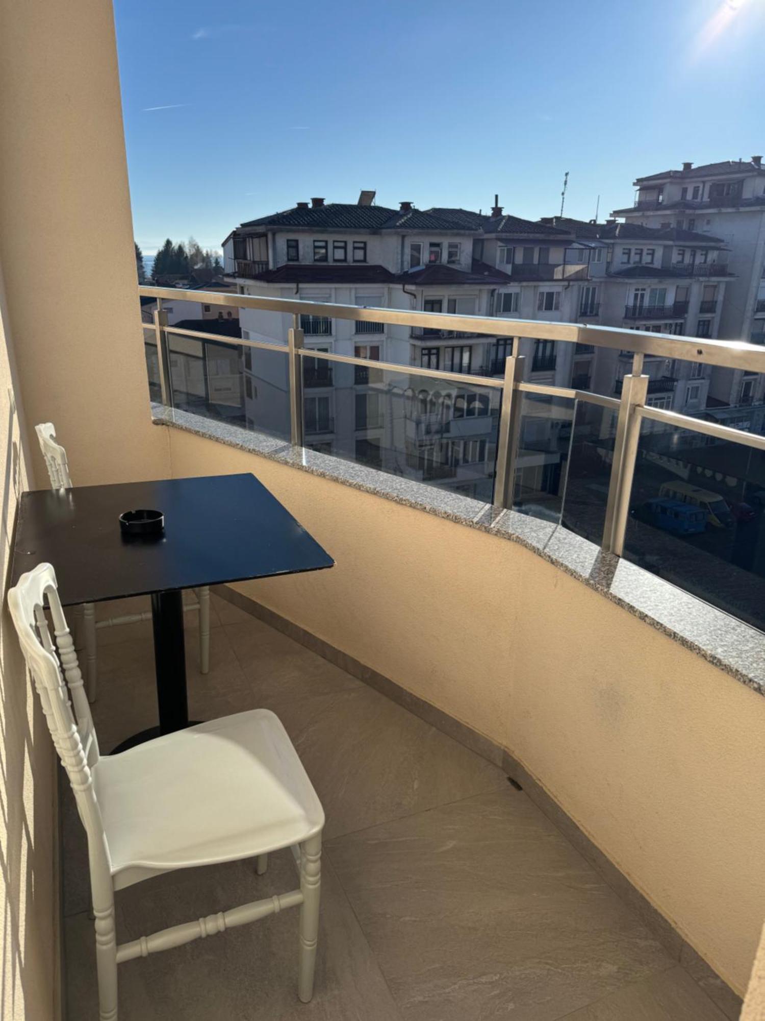 Hotel Majestic Struga Buitenkant foto