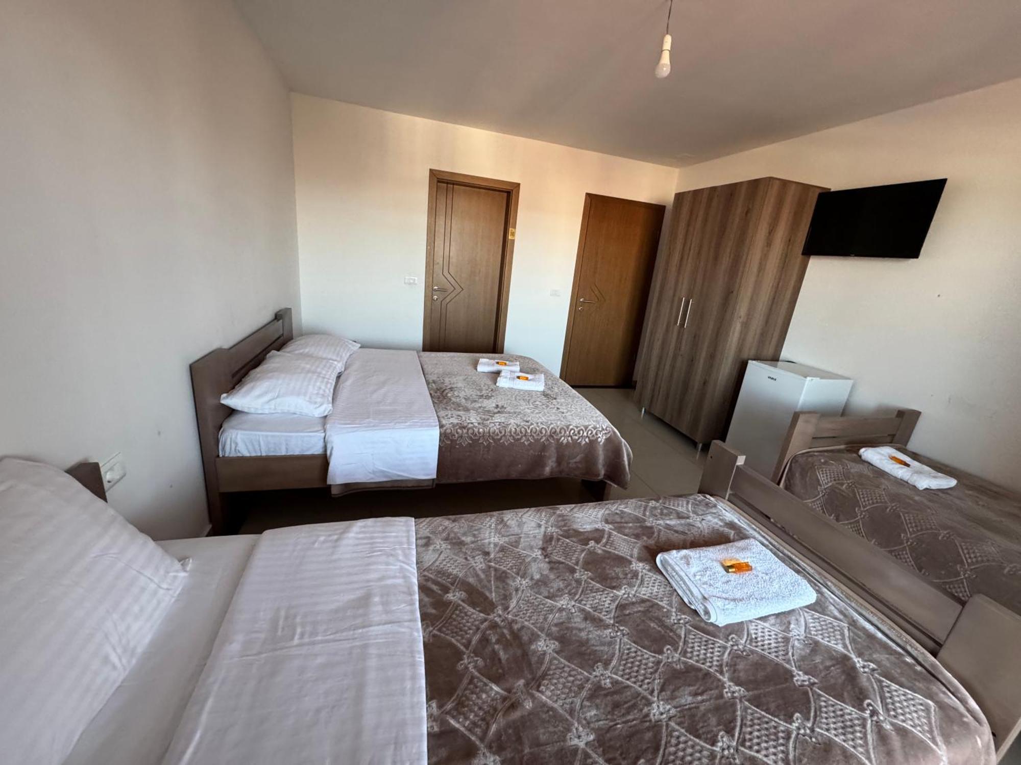 Hotel Majestic Struga Buitenkant foto