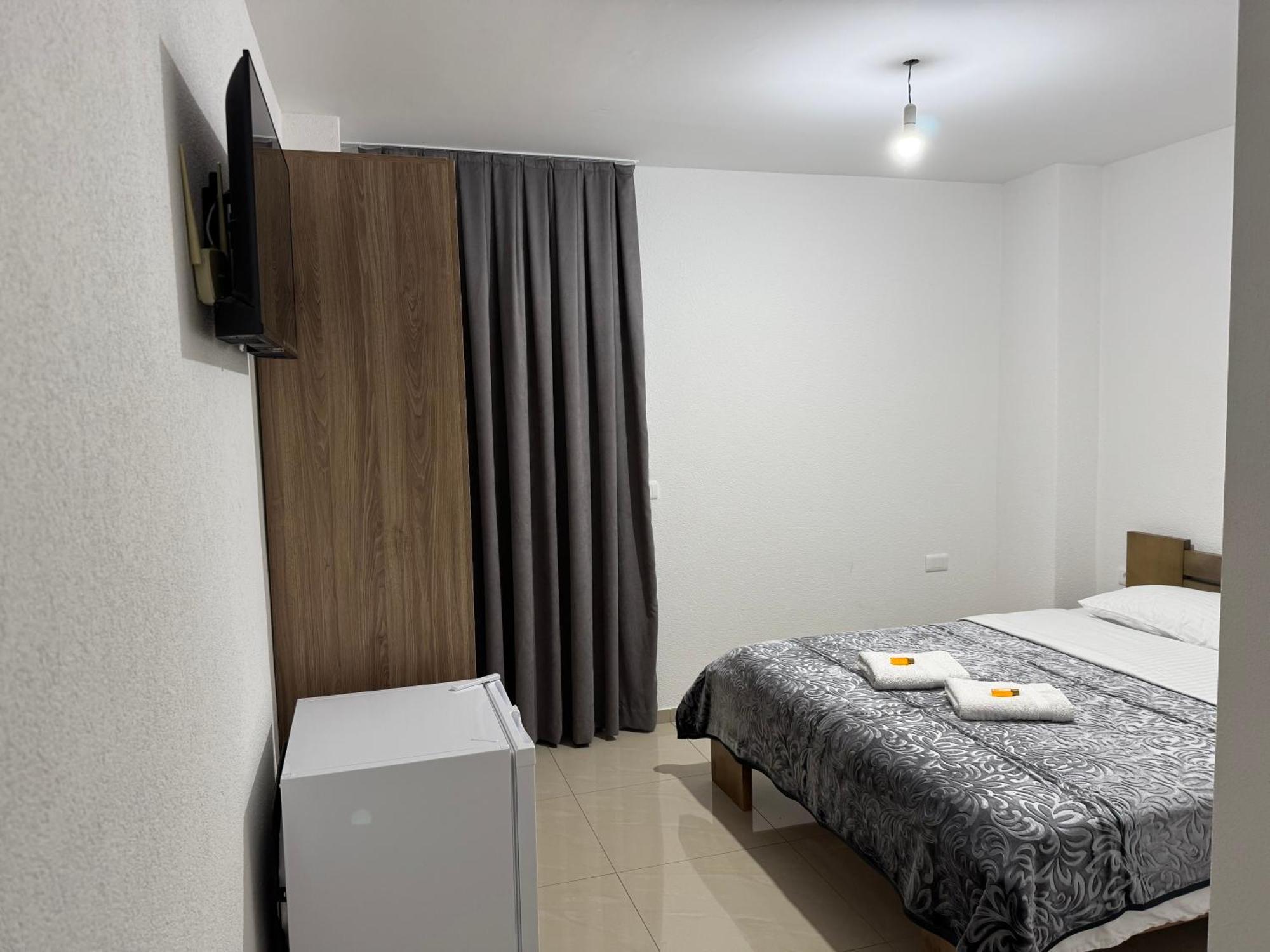 Hotel Majestic Struga Buitenkant foto